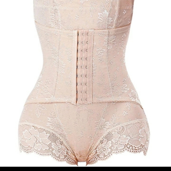 Tummy Control Body Shaper Lace Shorts - Picture 1 of 7